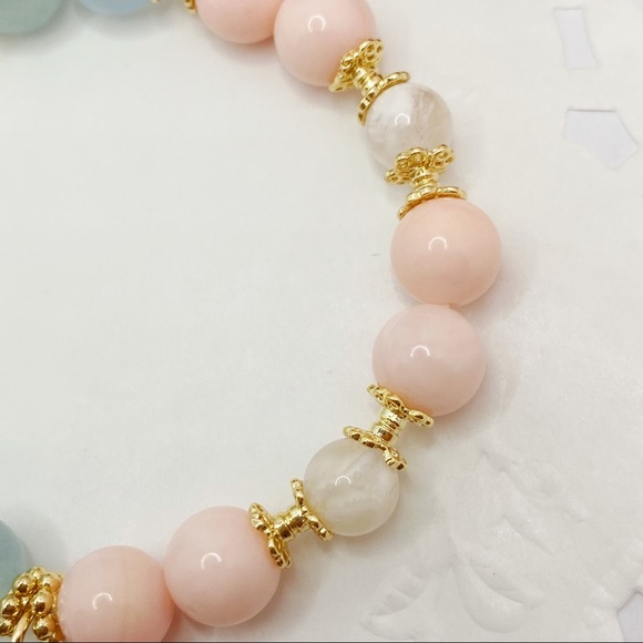 Nature Aquamarine Queen Conch Shell Bracelet - Picture 6 of 10